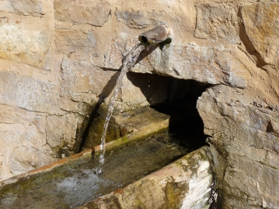 Fuente del albergue de la F. de las Tablas - imagen 9