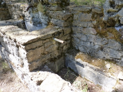 Fuente del Nacimineto del Río Cuervo (zona de acampada) - imagen 3