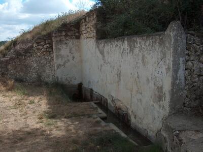 Fuente vieja II - imagen 2