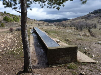 Fuente del Abrevadero de los Casares - imagen 1