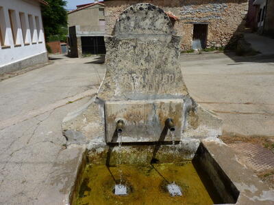 Fuente del Pueblo - imagen 2